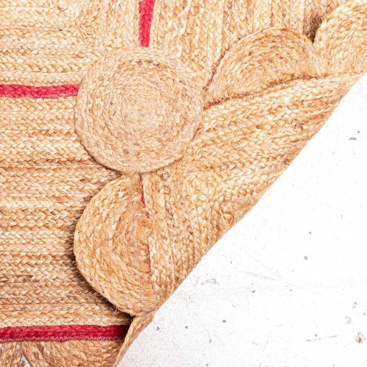 Scalloped Jute Are Rug RU202 – The Antique And Artisan Gallery Online