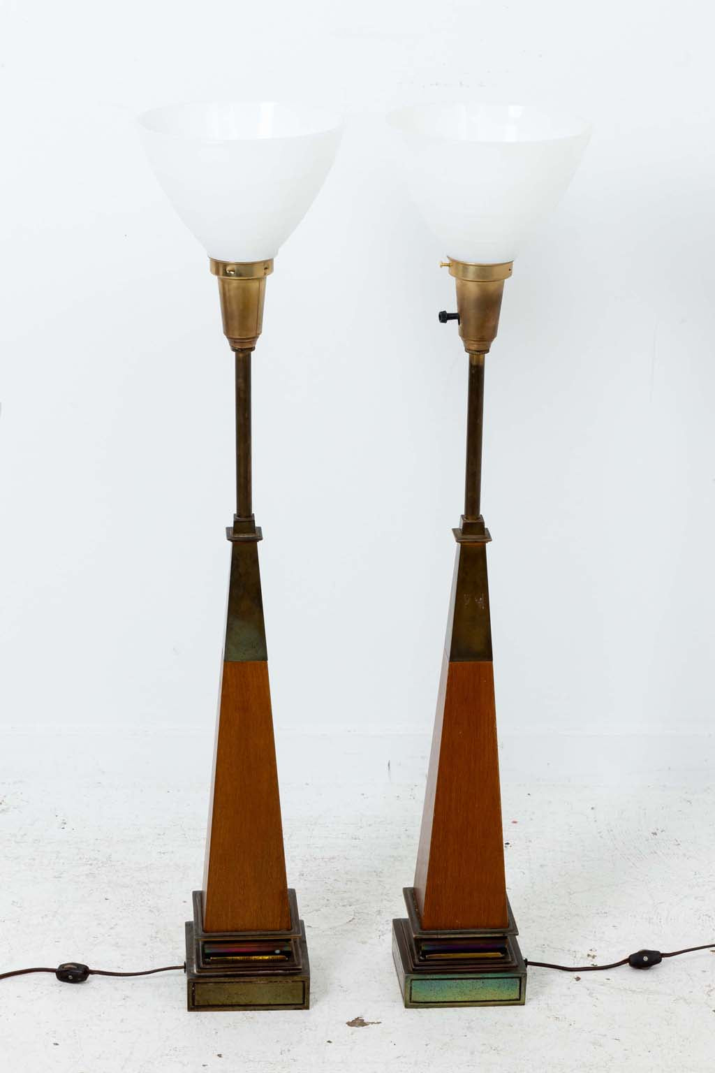 Pair of Tommi Parzinger Obelisk Lamps – The Antique And